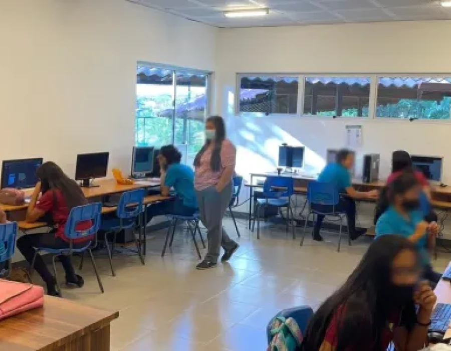 Equipo POETA visitó Hogar Siembra en Costa Rica