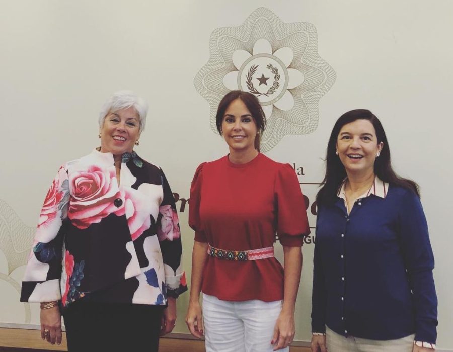 From left to right: Elisa Ruiz, Ambassador of Paraguay to the OAS, Mrs. Silvana Abdó, First Lady of Paraguay, Lara Bersano Calot, Director of Communications The Trust for the Americas