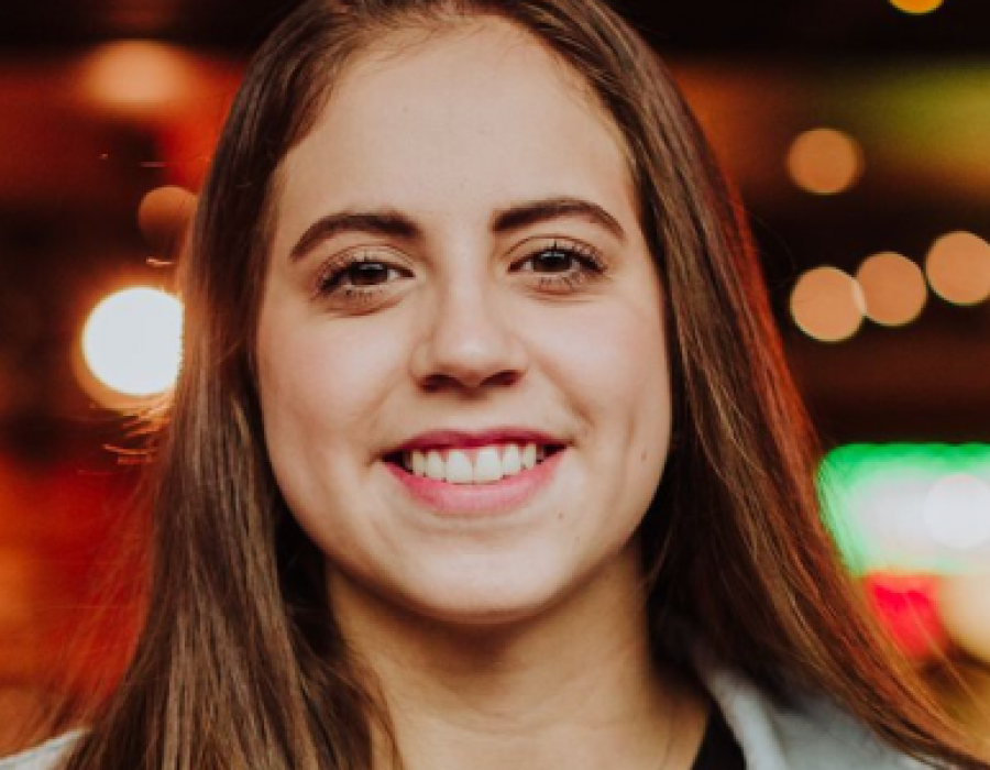 Valeria Tafoya es reconocida por WIRED como una de las mujeres que nos protegerán de los riesgos de la IA en América Latina